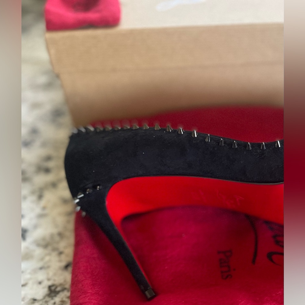 Christian Louboutin Women's Black Spike Studded Heels / Size: 40.5/ 9.5 in US - Picture 14 of 14